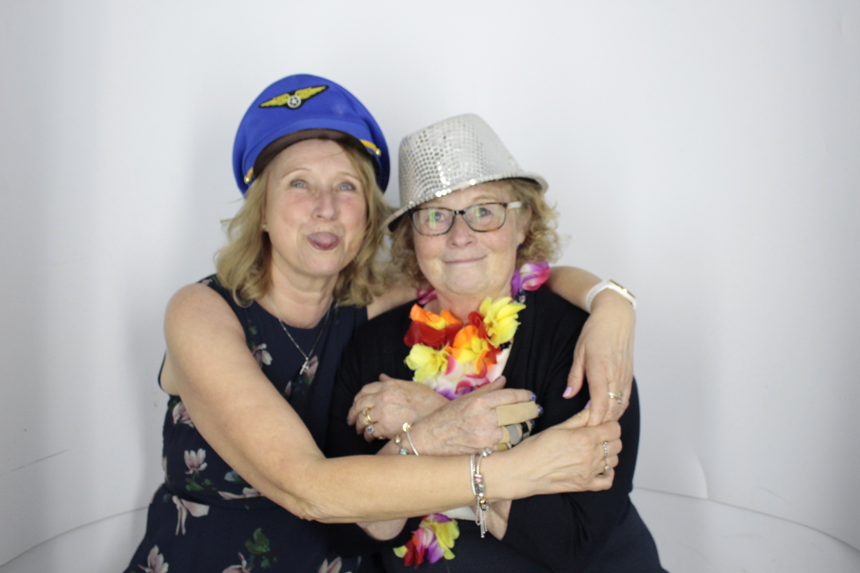Andy & Leah's Wedding | View more photos from the event at gallery.myphotoboothexperience.co.uk/u/MyPhotoBoothExperienceLtd/Andy-Leahs-Wedding